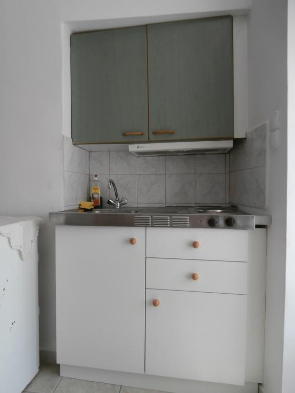 Volta Stonehouse Apartments Fratsia Zimmer foto